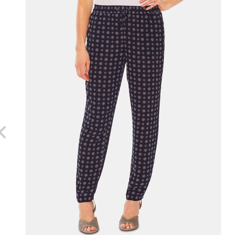 NWT Vince Camuto Navy Textured Pull On Pants